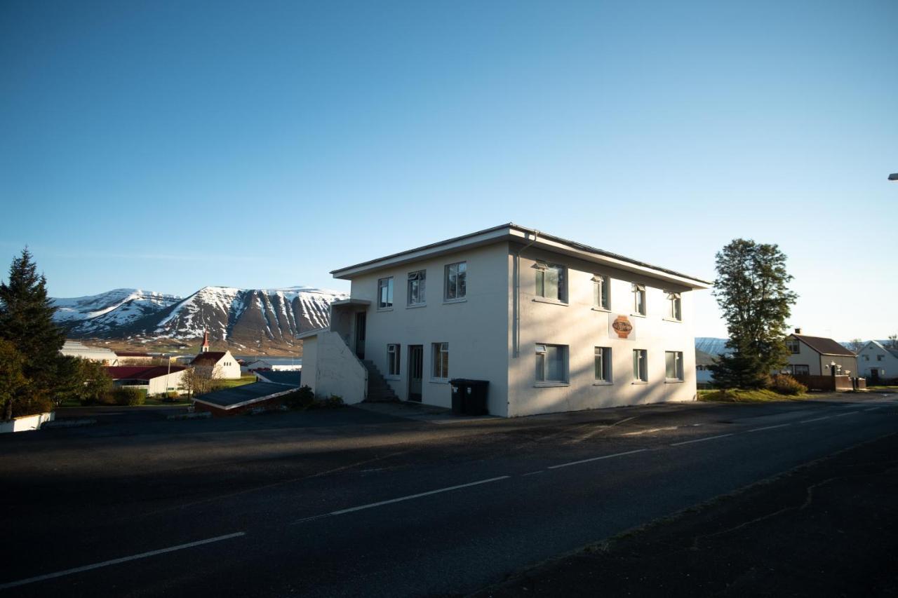 The Guesthouse By The Fjord Thingeyri Экстерьер фото